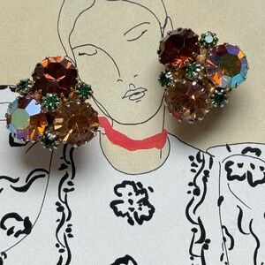 VINTAGE WEISS Earrings Clip Cluster Crystal Rhinestone Beaded Amber Green